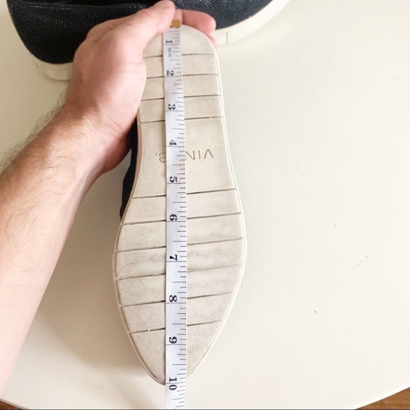 VINCE Blair Perforated Leather Slip-On Sneakers Women’s Size 6 - Picture 8 of 11